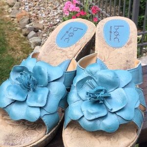 b.o.c.sandals with leather flower and heel